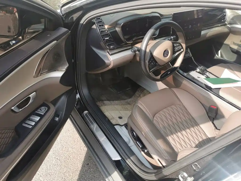 BYD Han — миниатюра 12