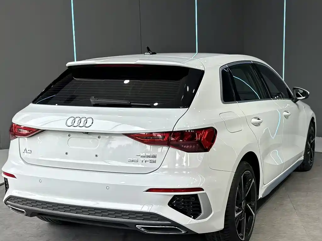 Audi A3 2024 Sportback 35 TFSI Fashion Sport