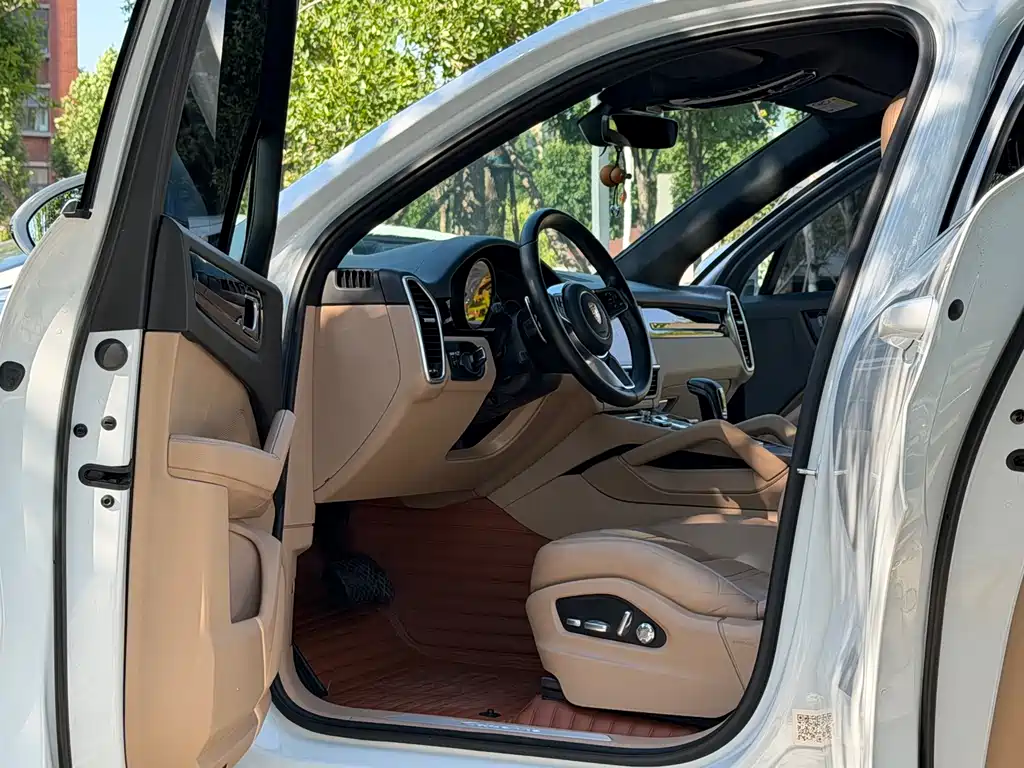 Porsche Cayenne 2018 Cayenne 3.0T