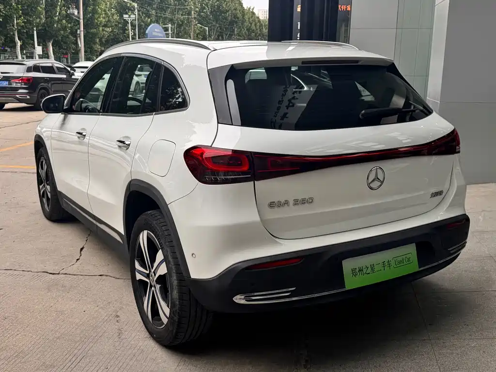 Mercedes-Benz EQA — миниатюра 3