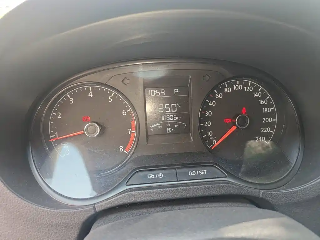 Volkswagen Polo — миниатюра 5