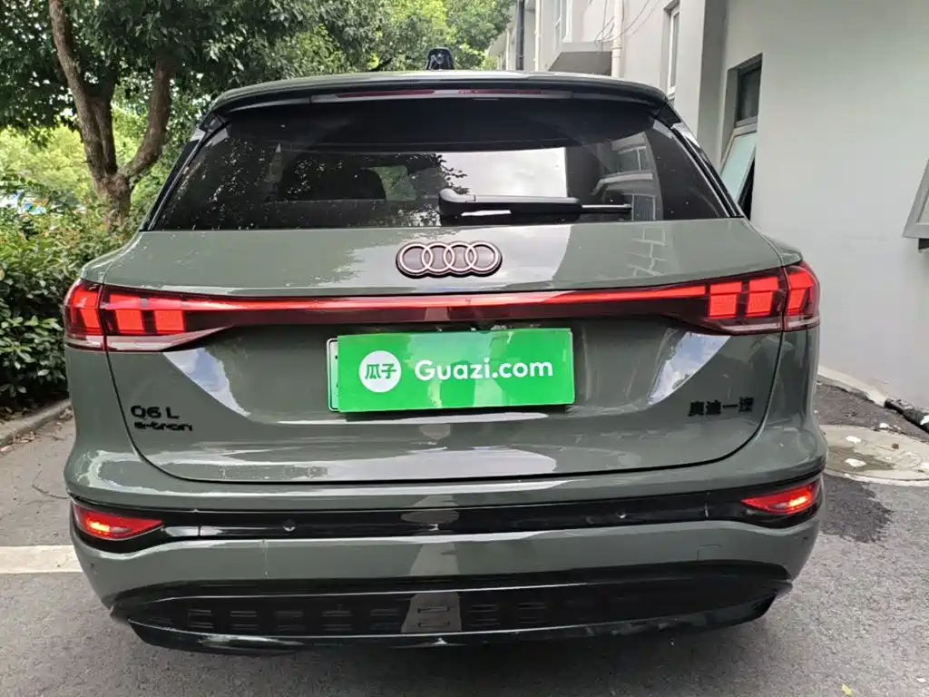 Audi AudiQ6L e-tron — миниатюра 6