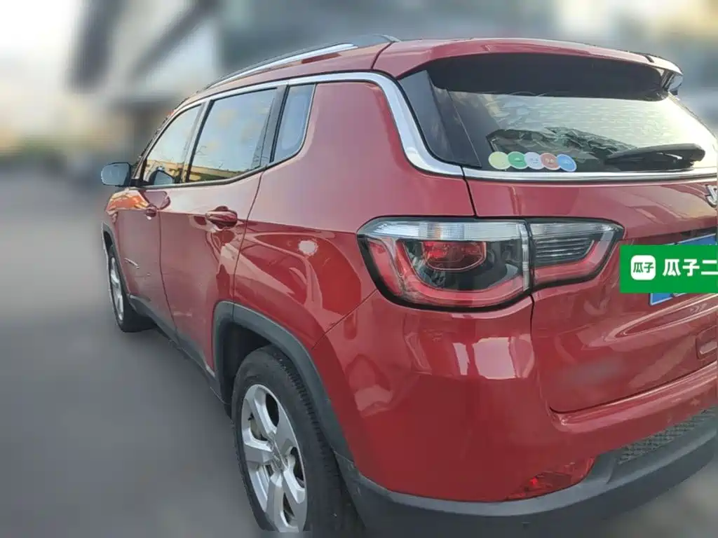 Jeep Compass — миниатюра 7