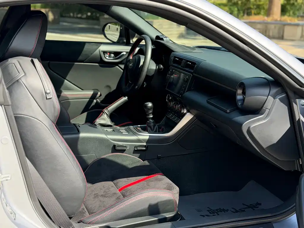 Subaru BRZ — миниатюра 17