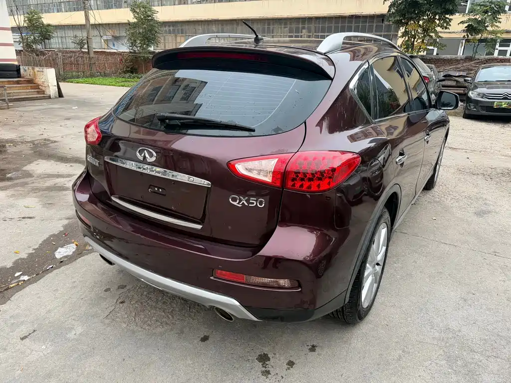 Infiniti QX50 — миниатюра 9