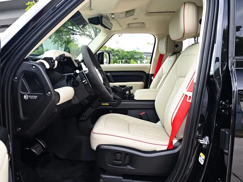 Land Rover Defender — миниатюра 7