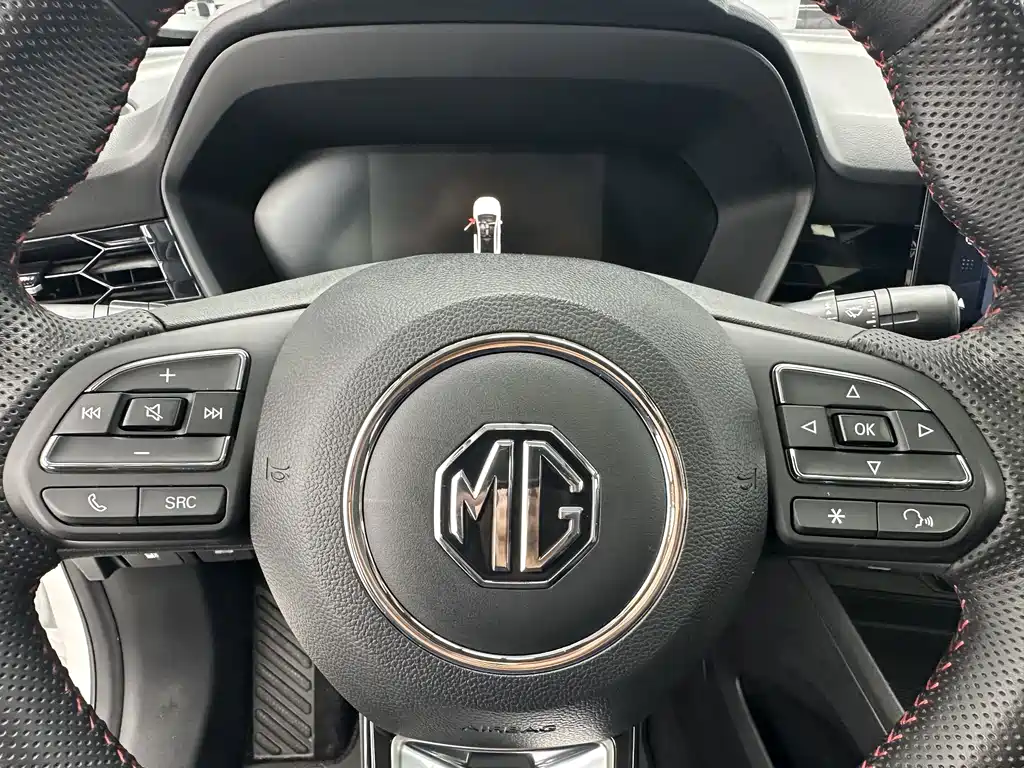 MG MG5 - фото 15