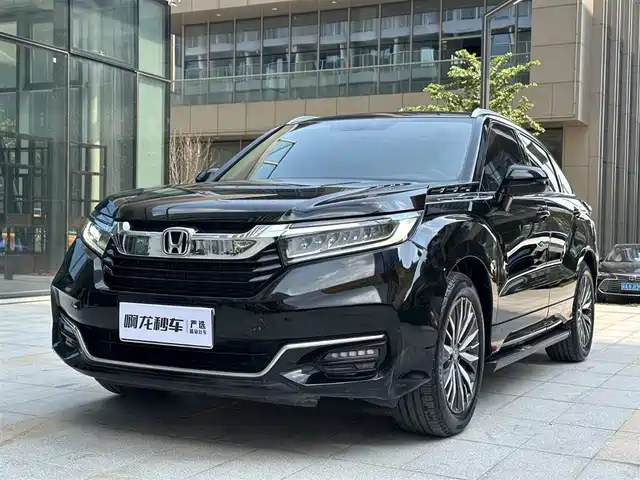 HONDA CROWN ROAD 2022