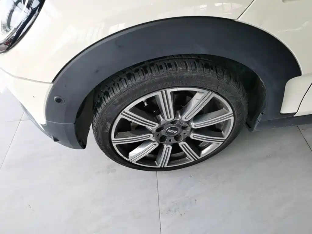 MINI Mini Clubman — миниатюра 25