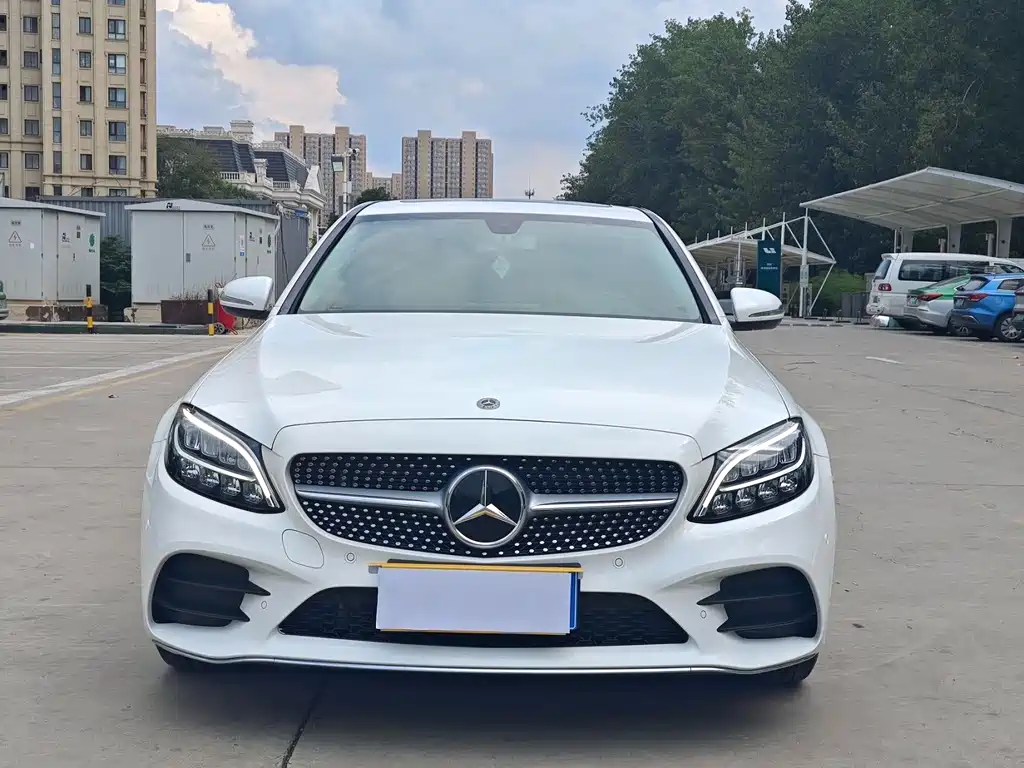 Mercedes-Benz C-Class 2020