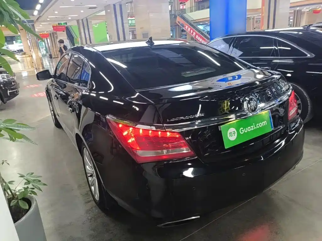 Buick LaCrosse — миниатюра 5