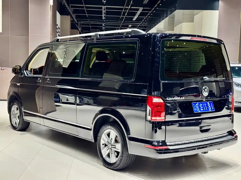 Volkswagen Caravelle — миниатюра 9