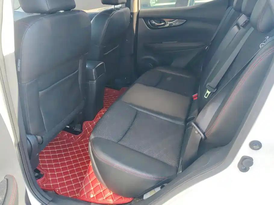 Nissan Qashqai — миниатюра 11