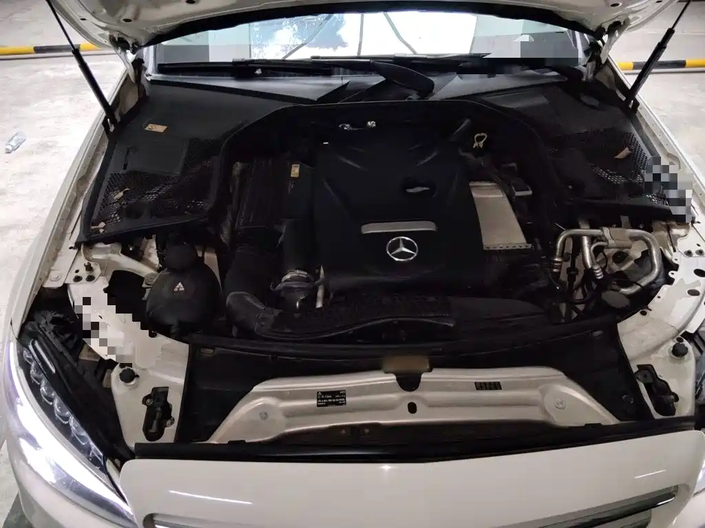 Mercedes-Benz C-Class — миниатюра 11