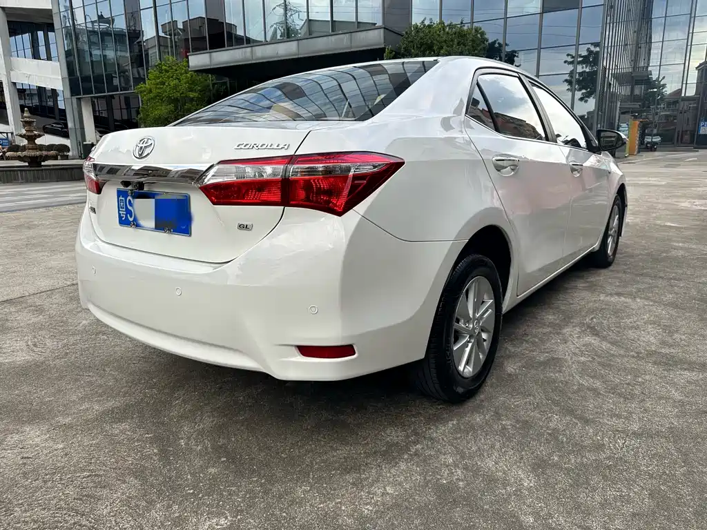 Toyota Corolla — миниатюра 3