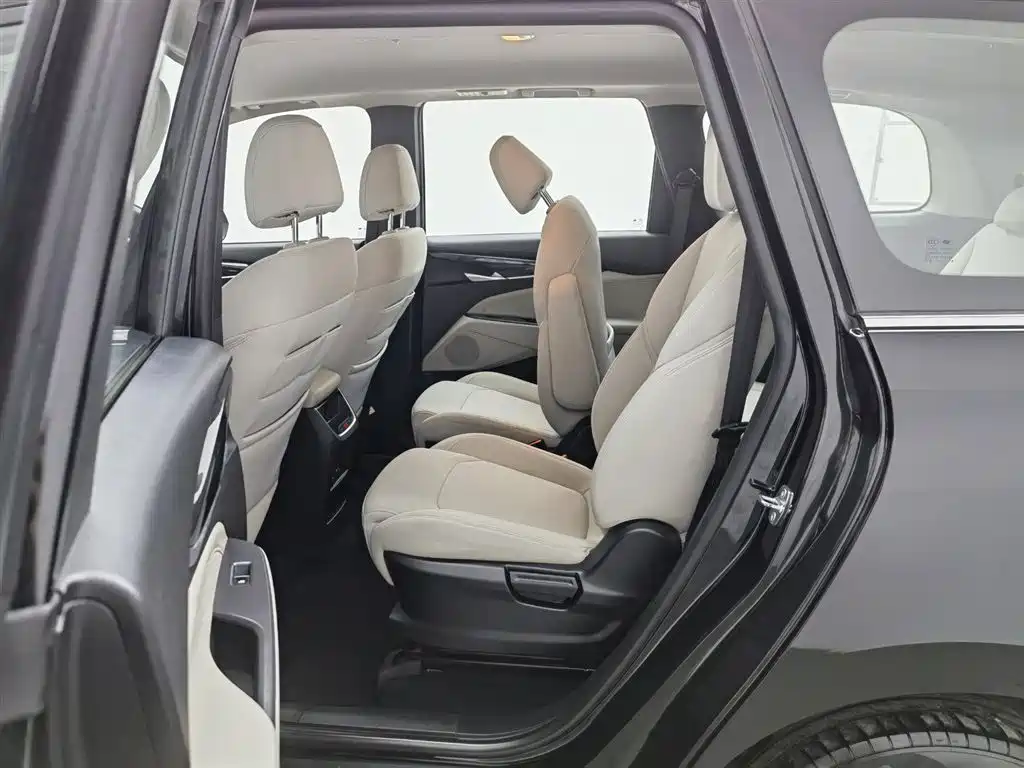 SAIC MAXUS CHASE G50