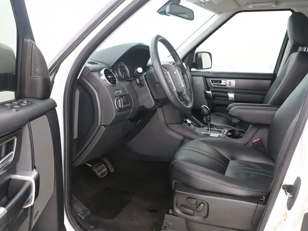 Land Rover Discovery — миниатюра 4