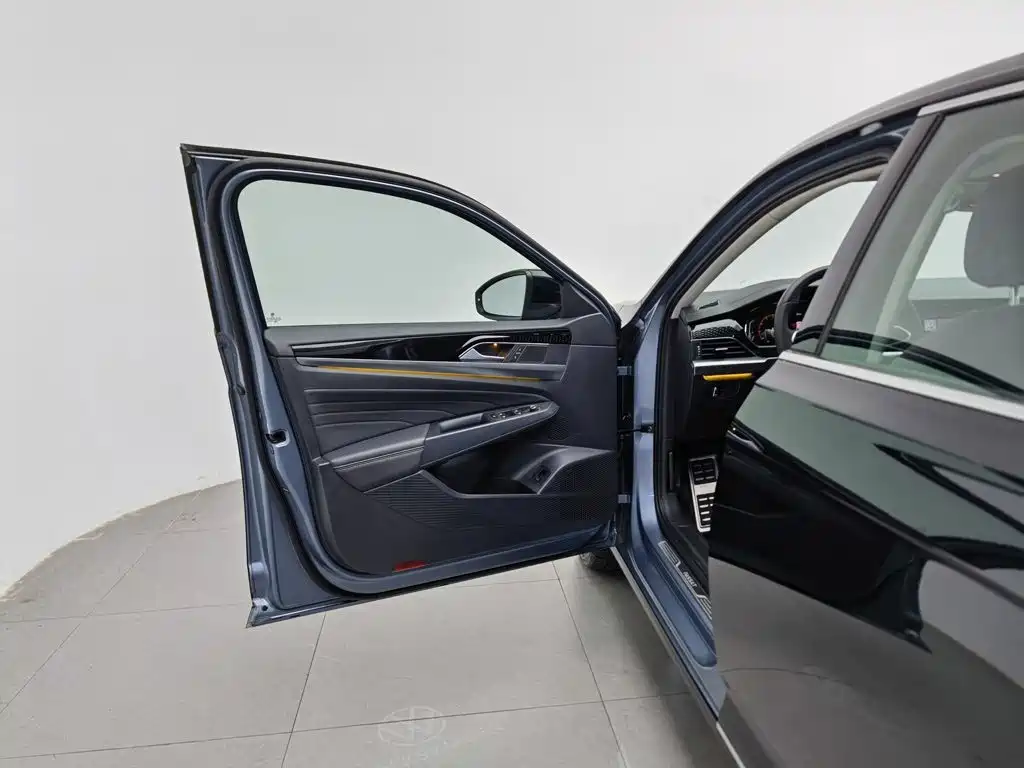 Volkswagen Passat — миниатюра 8