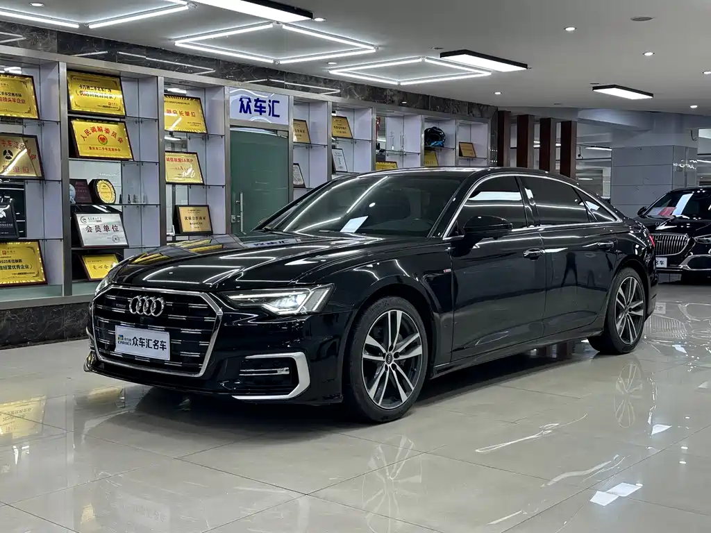 Audi A6L 2022