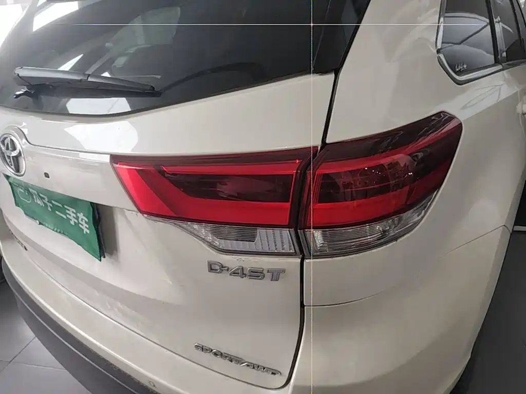 Toyota Highlander — миниатюра 8