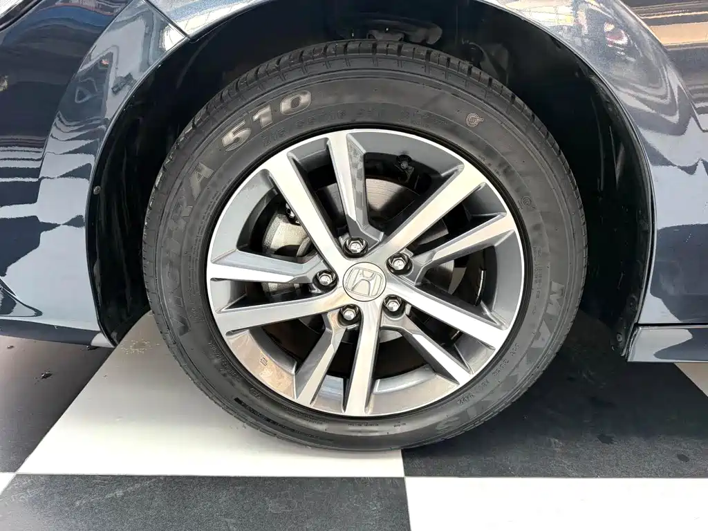Honda Civic — миниатюра 4
