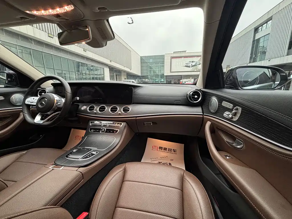 MERCEDES-BENZ E CLASS