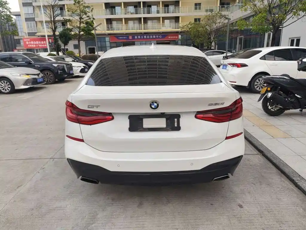 BMW 6 Series GT — миниатюра 7