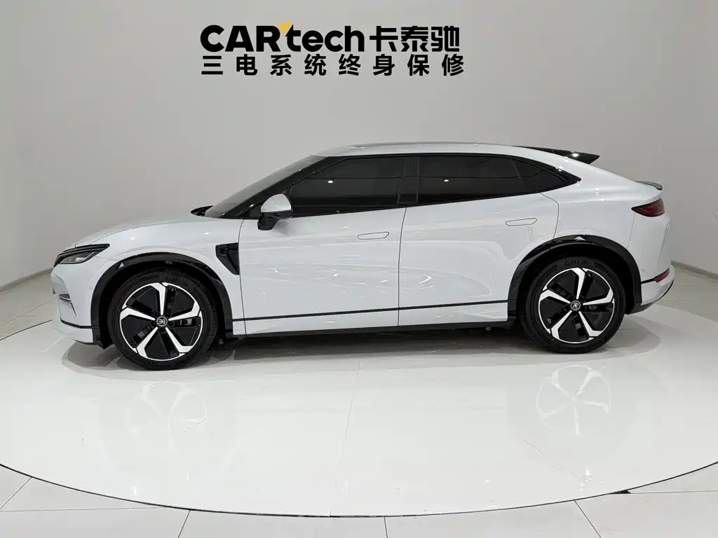 BYD L EV — миниатюра 8