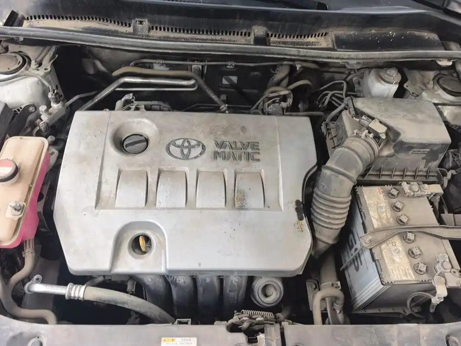 Toyota RAV4 — миниатюра 10