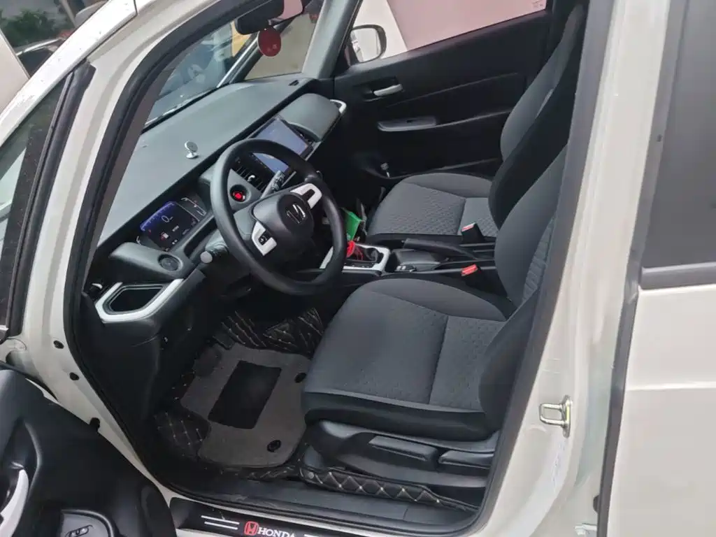 Honda Fit — миниатюра 15