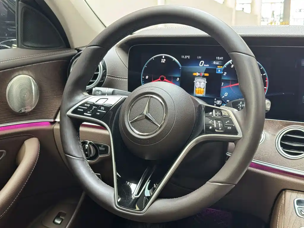 Mercedes-Benz E-Class E 2023 E 300 L Luxury