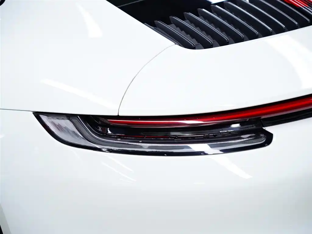 Porsche 911 2020 Carrera 3.0T