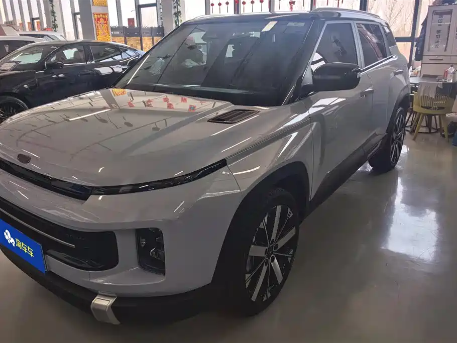 Geely Icon 2024