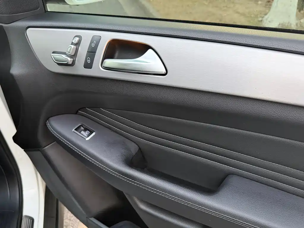 Mercedes-Benz GLE 2015 GLE 320 4MATIC SUV