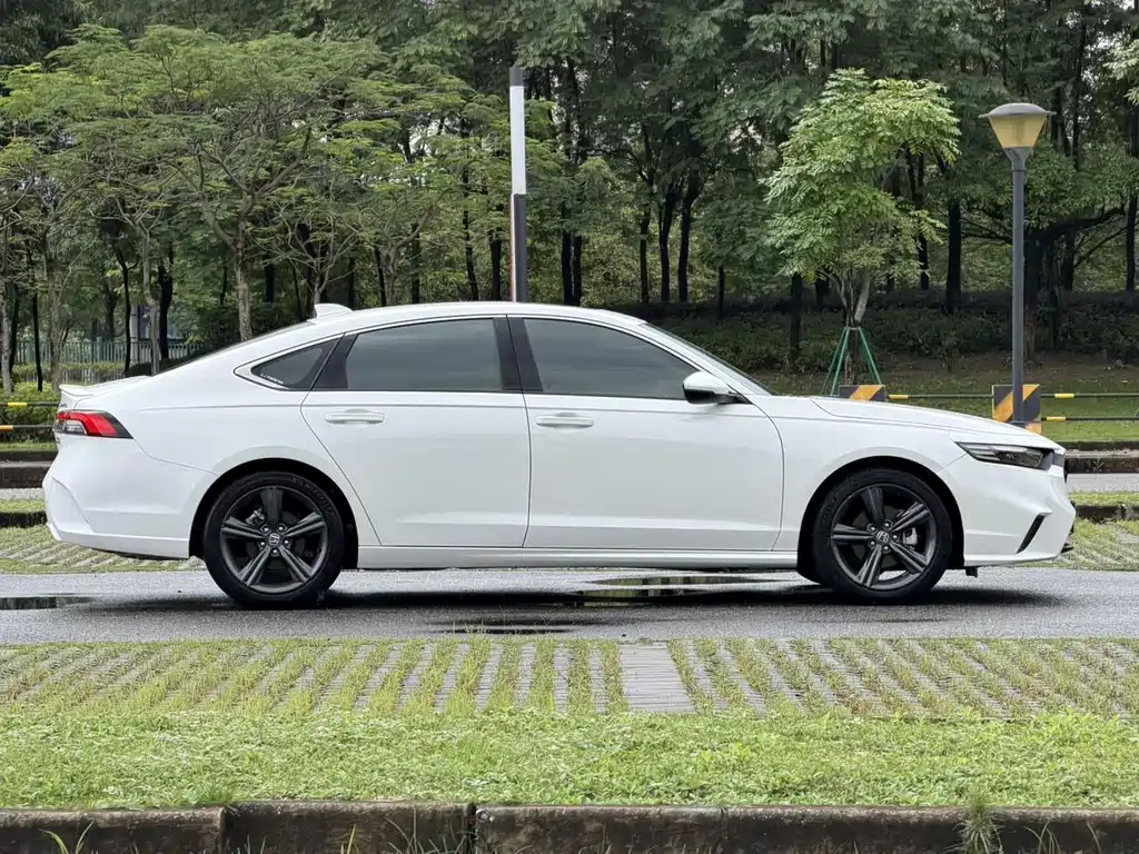 Honda Inspire — миниатюра 5