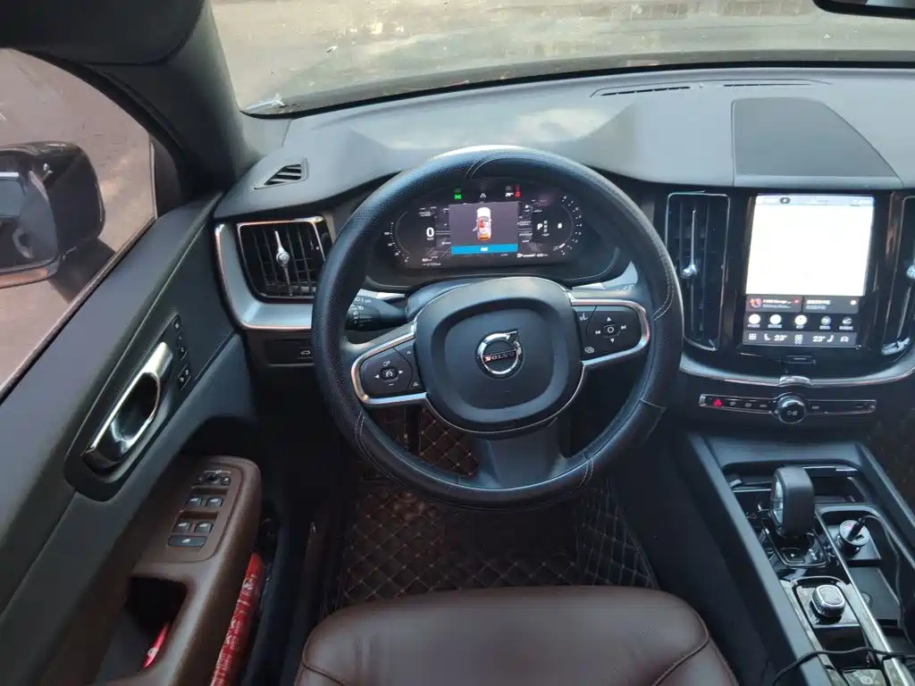 Volvo XC60 — миниатюра 3