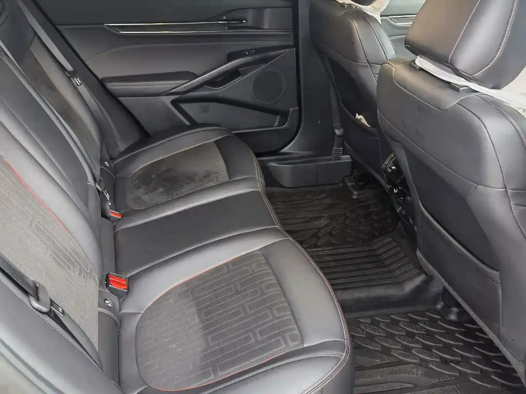 Ford Mondeo — миниатюра 17