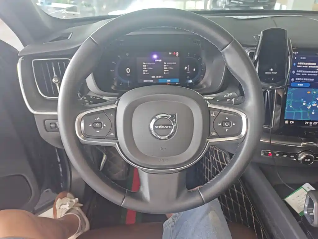 Volvo XC60 — миниатюра 11