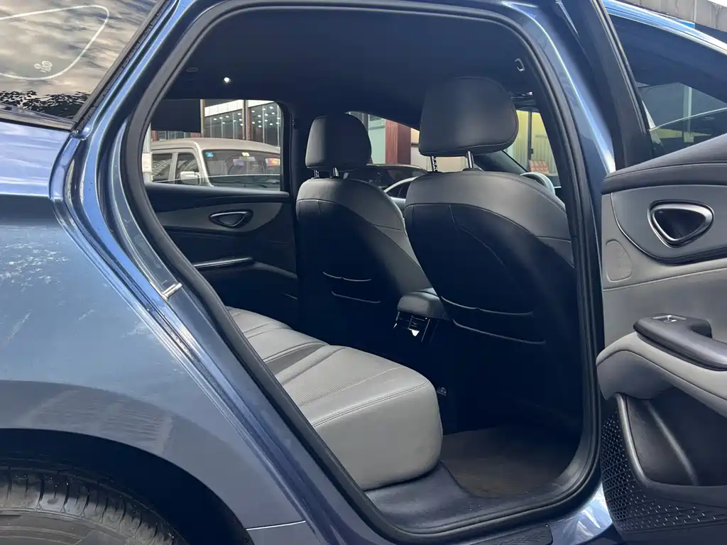 BYD Seal 07 DM-i — миниатюра 21