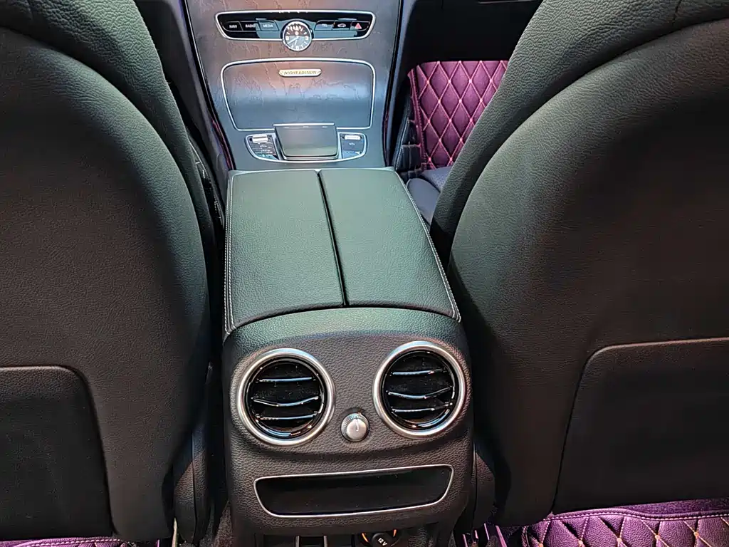 Mercedes-Benz C-Class — миниатюра 10