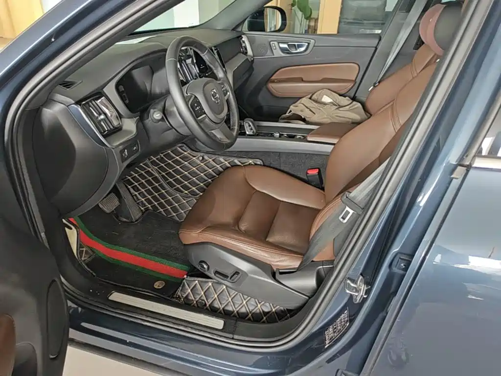 Volvo XC60 — миниатюра 15