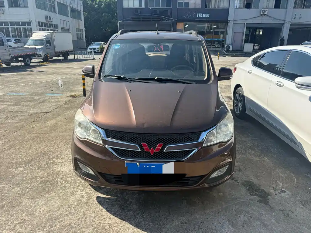 Wuling Hongguang — миниатюра 2