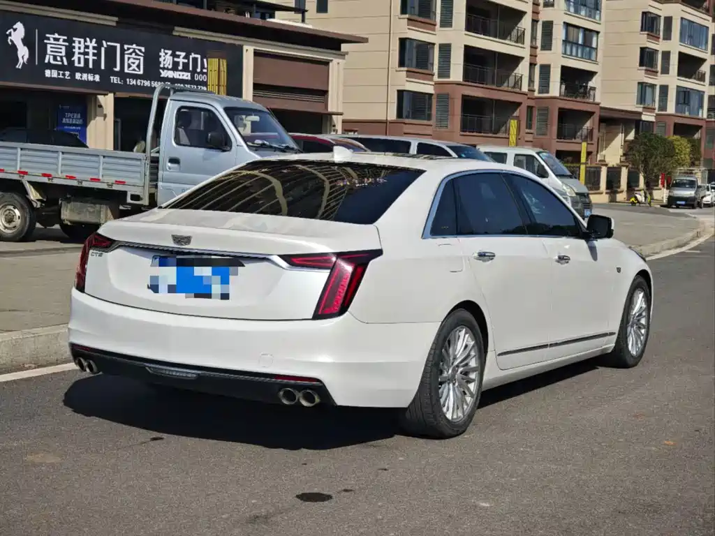 Cadillac CT6 — миниатюра 9