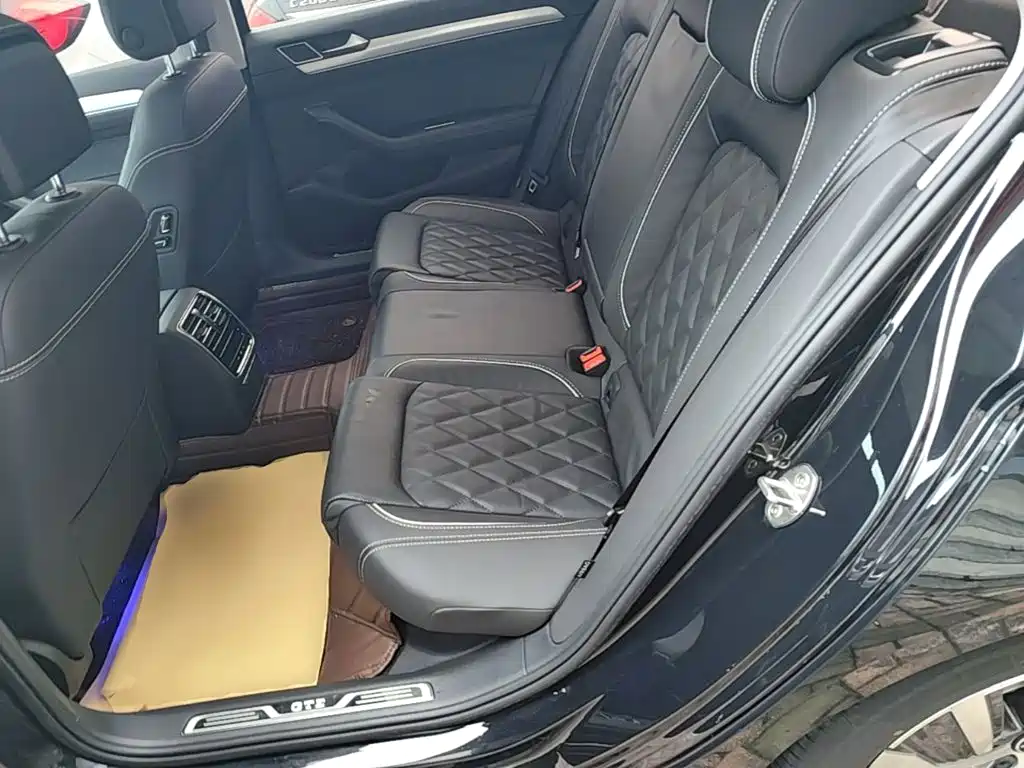 Volkswagen 迈腾 PHEV — миниатюра 17
