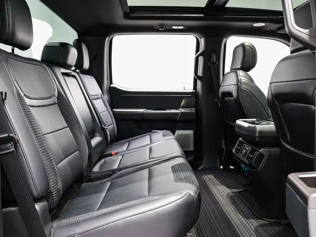 Ford F-150 Raptor — миниатюра 11