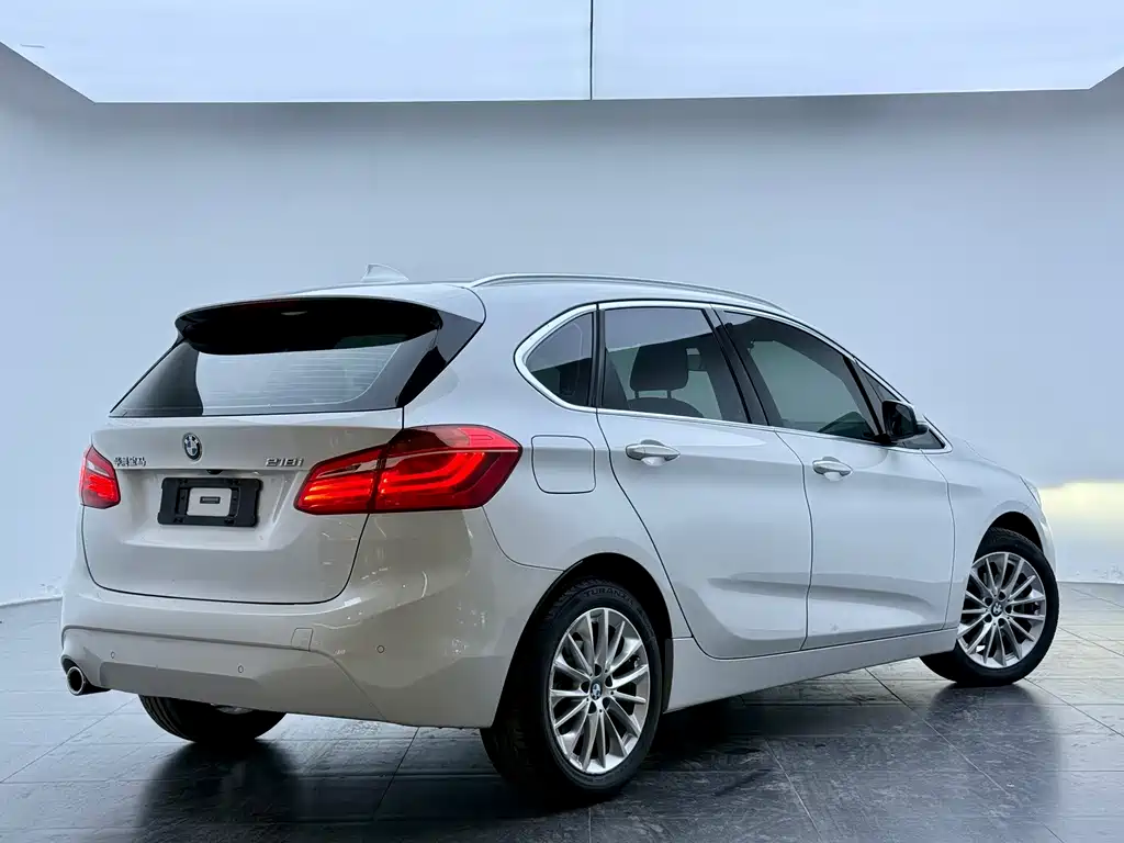 BMW 2 SERIES STATION WAGON