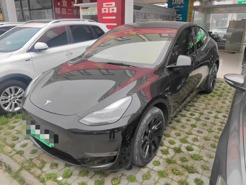 Tesla Model Y 2022