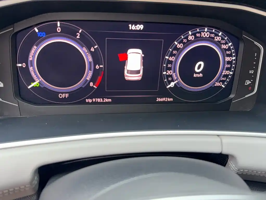 Volkswagen 探岳 GTE — миниатюра 11