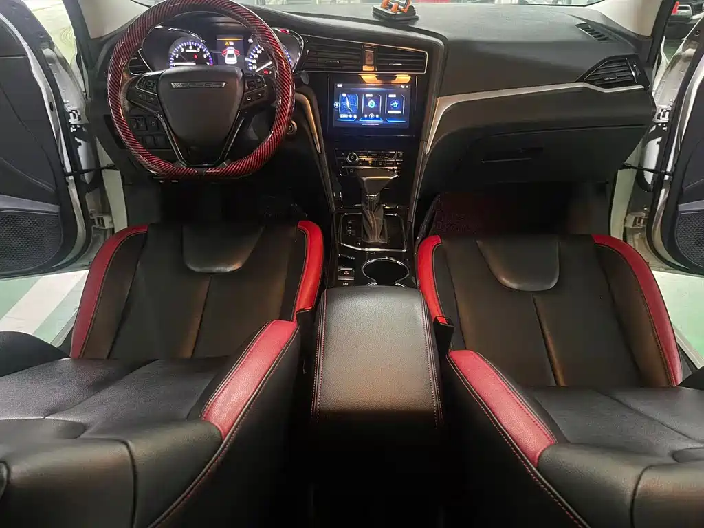 Venucia D60 — миниатюра 5