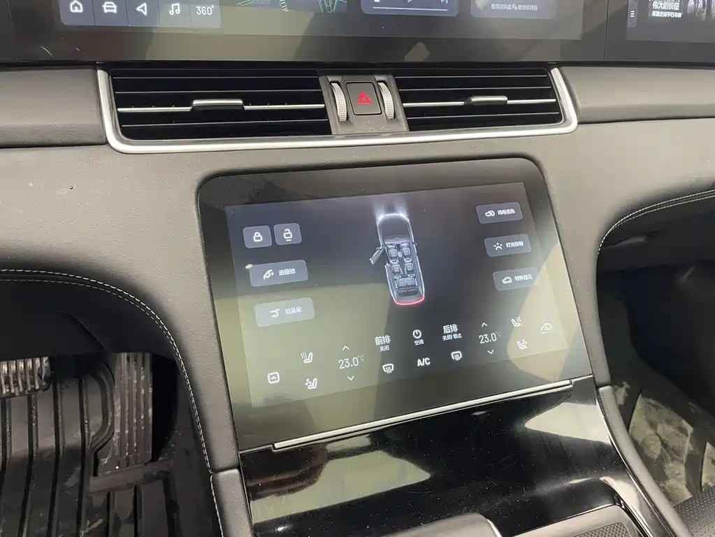 Li Auto Li ONE — миниатюра 13